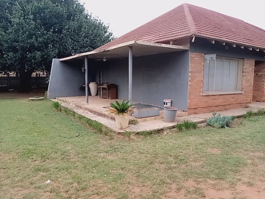 3 Bedroom Property for Sale in Stilfontein North West